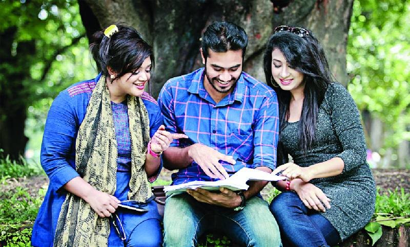 কলেজে ভর্তি হওয়ার আগে যে ৭টি কাজ অবশ্যই করবেন