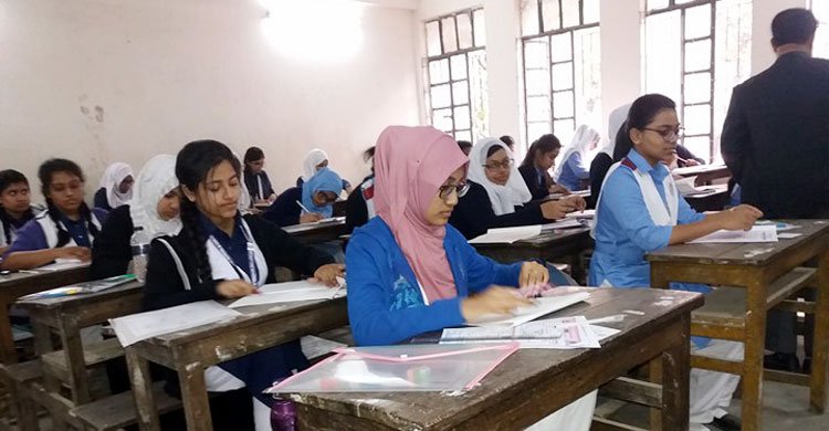 ঢাকায় ৪১ বিদ্যালয়ে ভর্তিতে সাড়ে ১২ হাজার আবেদন