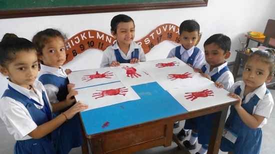 প্রাক-প্রাথমিক বিদ্যালয়ে ভর্তির বয়স হবে হবে ৪