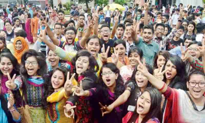 একাদশ শ্রেণিতে ভর্তির জন্য পরীক্ষা নেবে শীর্ষ তিন কলেজ