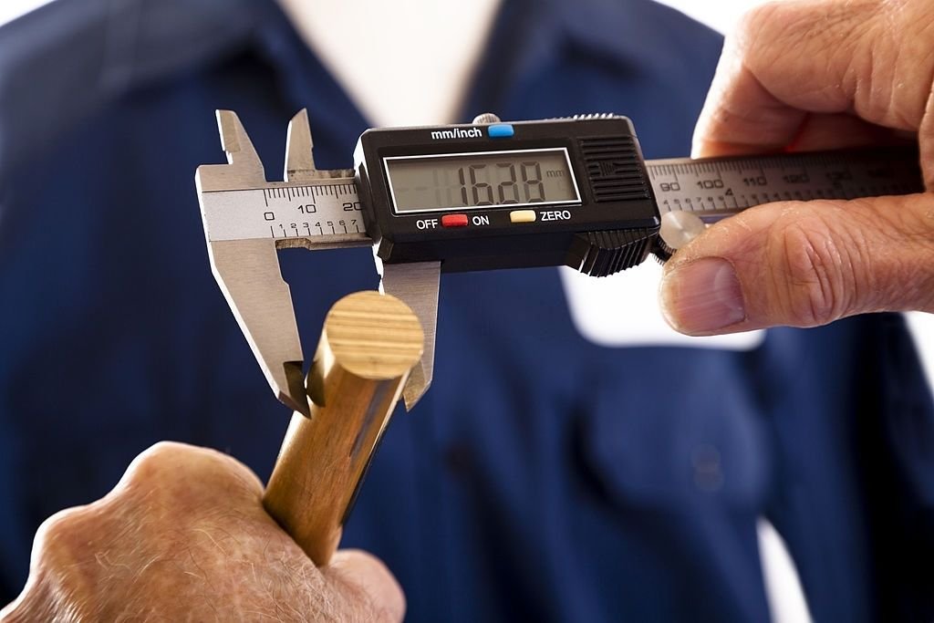 তোমার পদার্থ বিজ্ঞান বইয়ের ২৩ নং পৃষ্ঠার চিত্র অনুসারে একটি স্লাইড ক্যালিপার্স আর্ট পেপারের সাহায্যে তৈরি করে এর সাহায্যে একটি মার্বেলের আয়তন (কাজের ধারাবর্ণনাসহ) নির্ণয় করো